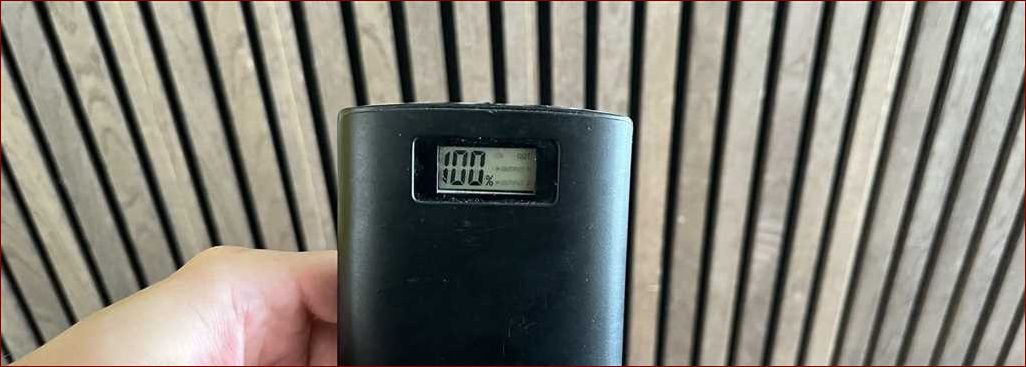 Skal man medbringe en powerbank i flyet?